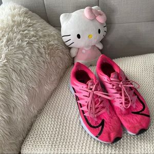 nike zoom fly hot pink and black running shoes